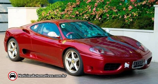Quando duas coisas não combinam Ferrari 360 Hello Kitty 6 Quando duas coisas não combinam