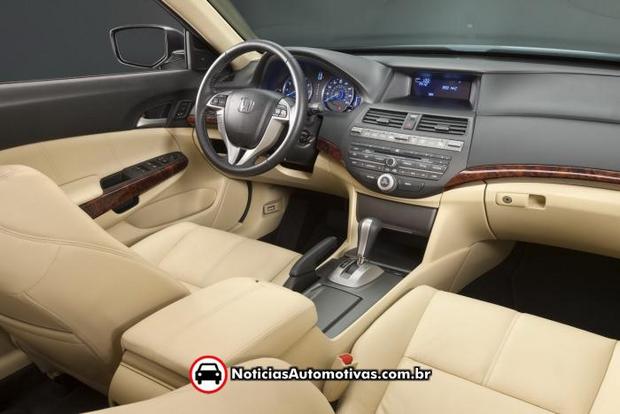 Honda Accord CrossTour primeiras imagens do interior Honda Accord CrossTour interior 1 Honda Accord CrossTour primeiras imagens do interior
