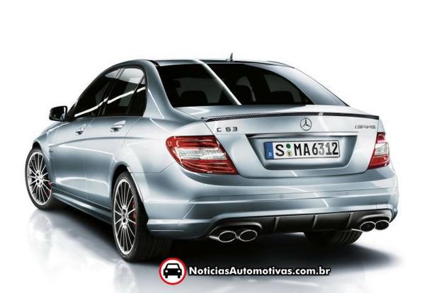 Novo kit de performance aumenta a potência do Mercedes Benz C63 AMG para 487 cavalos Mercedes C63 AMG Performance Pack 1 Novo kit de performance aumenta a potência do Mercedes Benz C63 AMG para 487 cavalos