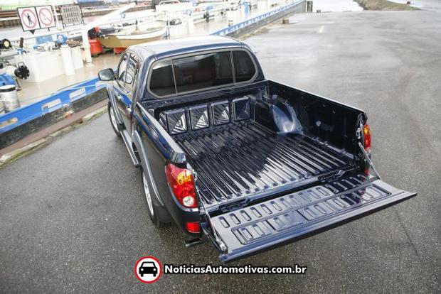 Mitsubishi L200 Xtra Long Bed 4 Mitsubishi L200 Xtra Long Bed é lançada no Reino Unido