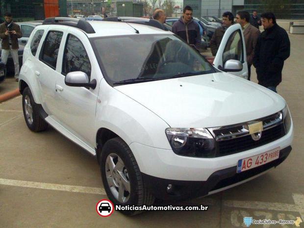 http://images.noticiasautomotivas.com.br/img/f/Renault-Duster-interior-fotos-2.jpg