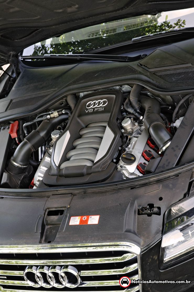  Novo A8 mantém a tradicional construção em alumínio e adiciona o máximo da tecnologia da Audi
