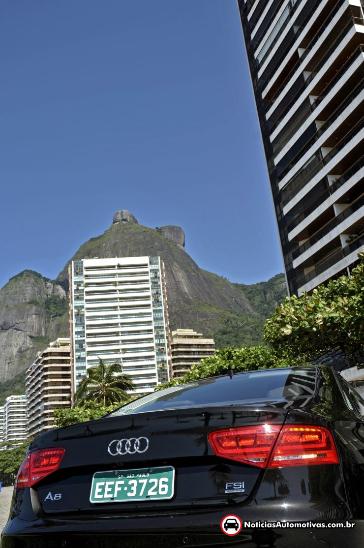  Novo A8 mantém a tradicional construção em alumínio e adiciona o máximo da tecnologia da Audi
