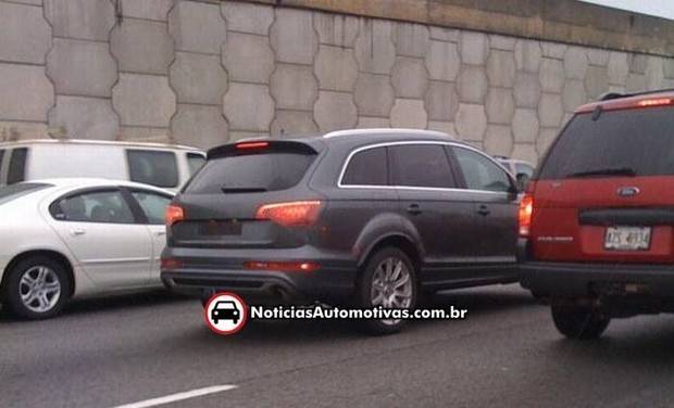 audi q7 flagrada com nova atualizacao visual agressiva 4 Audi Q7 flagrada com nova atualização visual agressiva!
