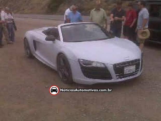 Audi R8 Spider conversível é oferecido por concessionária do Reino Unido antes mesmo de ser lançado audi r8 spider iron man Audi R8 Spider conversível é oferecido por concessionária do Reino Unido antes mesmo de ser lançado