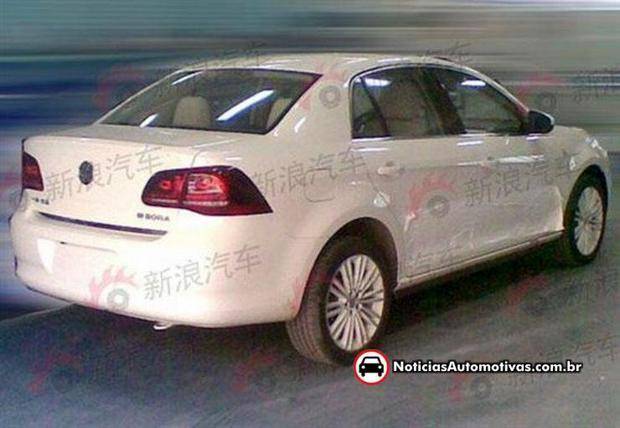 Volkswagen New Bora elétrico é flagrado na China. Lançamento será em 2013 bora eletrico 2 Volkswagen New Bora elétrico é flagrado na China. Lançamento será em 2013