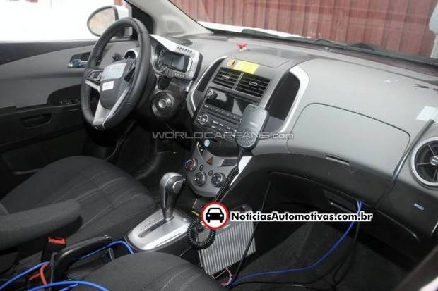 chevrolet aveo 2011 ja desponta no horizonte 4 Chevrolet Aveo 2011 já desponta no horizonte