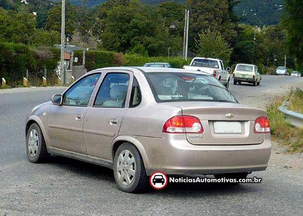 chevrolet classic 2011 depois de chilenos e chineses modelo chega em marco para manter em alta as vendas no segmento 2 Chevrolet Classic 2011: Depois de chilenos e chineses, modelo chega em Março para manter em alta as vendas no segmento