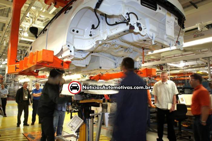 chevrolet volt tem primeiras unidades de pre producao feitas pela gm 3 Chevrolet Volt tem primeiras unidades de pré produção feitas pela GM