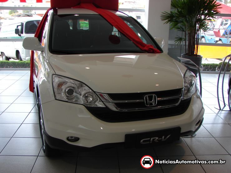  Honda CR V: Utilitário japonês agora tem cor branca. Vai agradar?