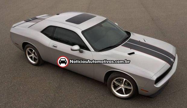 dodge challenger se rallye edition 1 Dodge Challenger SE V6 recebe atualizações e nova versão SE Rallye Edition é revelada