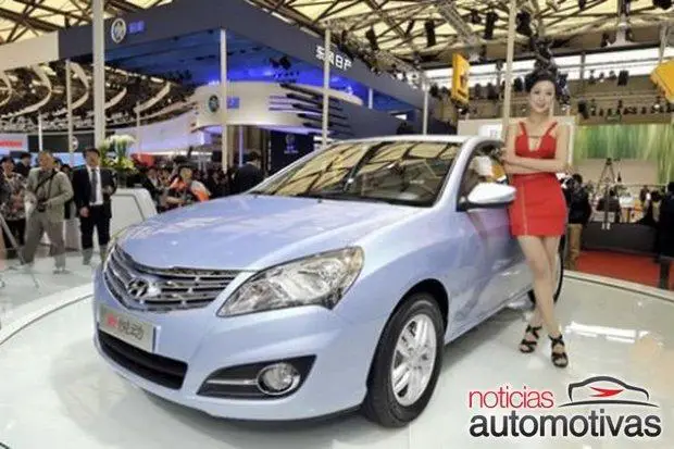 elantra china 2011 2 Hyundai lança nova geração do Elantra na China