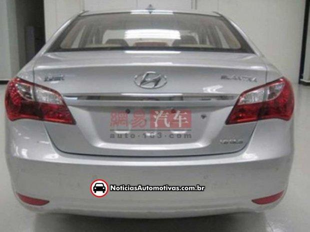 elantra chines 2011 2 Hyundai Elantra 2011 China: Um misto dos novos Sonata e Azera