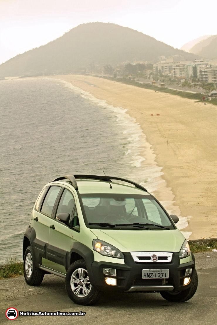  Idea Adventure passa por cima do estigma familiar e embala vendas da minivan da Fiat