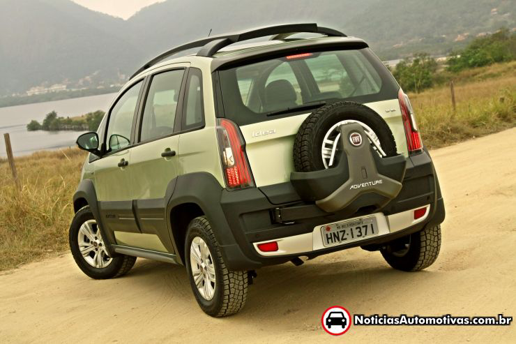  Idea Adventure passa por cima do estigma familiar e embala vendas da minivan da Fiat