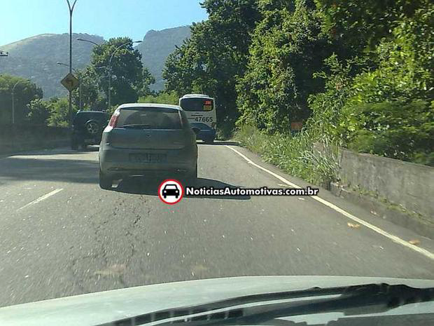 fiat tenta esconder o desempenho das mulas do punto 1 6 tritec 2 Fiat tenta esconder o desempenho das mulas do Punto 1.6 Tritec