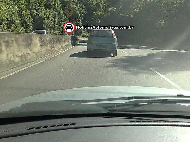 fiat tenta esconder o desempenho das mulas do punto 1 6 tritec 3 Fiat tenta esconder o desempenho das mulas do Punto 1.6 Tritec