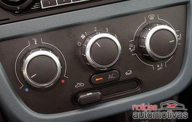 Novo Gol: concessionária cobra orçamento de ar condicionado quebrado gol console Novo Gol: concessionária cobra orçamento de ar condicionado quebrado