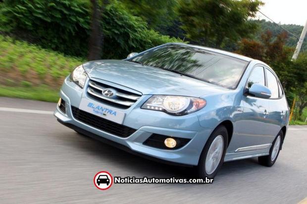 hyundai elantra lpi hybrid Hyundai Elantra LPI HEV é o primeiro híbrido do mundo movido a gás de cozinha