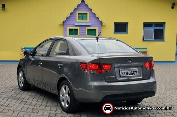 Kia Motors apresenta oficialmente o New Cerato no Brasil kia motors apresenta oficialmente o new cerato no brasil 2 Kia Motors apresenta oficialmente o New Cerato no Brasil
