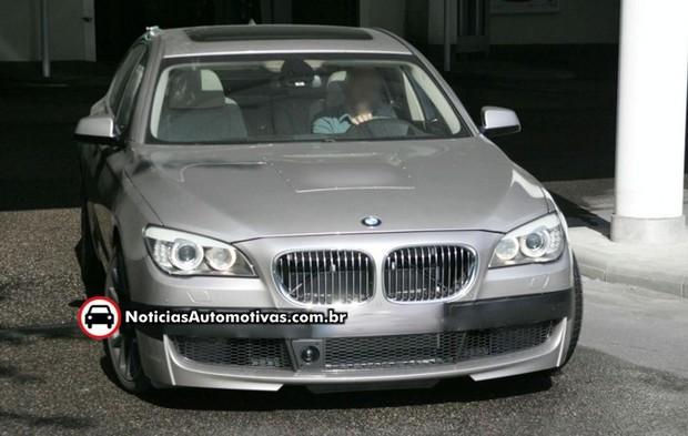 m7 bmw. m7 1 BMW M7 agora flagrada sem