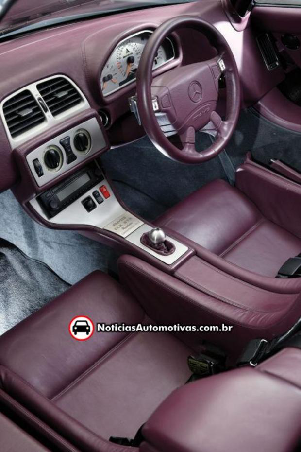 mercedes benz clk gtr coupe roadster 2005 2006 6 Mercedes Benz CLK GTR Coupe 2005 e CLK GTR Roadster 2006 são vendidos por 3 milhões de reais