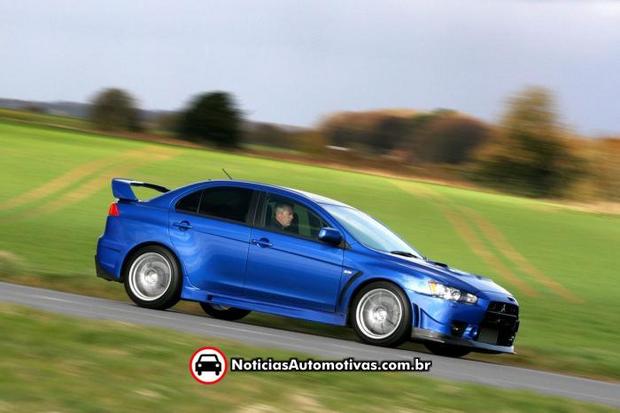 Mitsubishi Lancer EVO X FQ 400 é lançado no Reino Unido, tem 403 cavalos de potência! mitsubishi lancer evolution x fq 400 4 Mitsubishi Lancer EVO X FQ 400 é lançado no Reino Unido, tem 403 cavalos de potência!