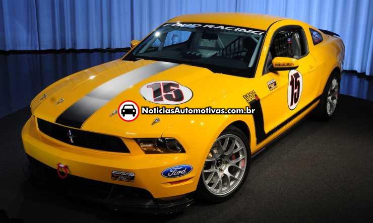 Mustang Boss 302R é para pisar fundo nas pistas! mustang boss 302r e para pisar fundo nas pistas 1 Mustang Boss 302R é para pisar fundo nas pistas!