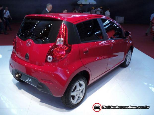 na salao jac 27 JAC J2 será a aposta mais barata de Sérgio Habib   lançamento será em julho de 2012