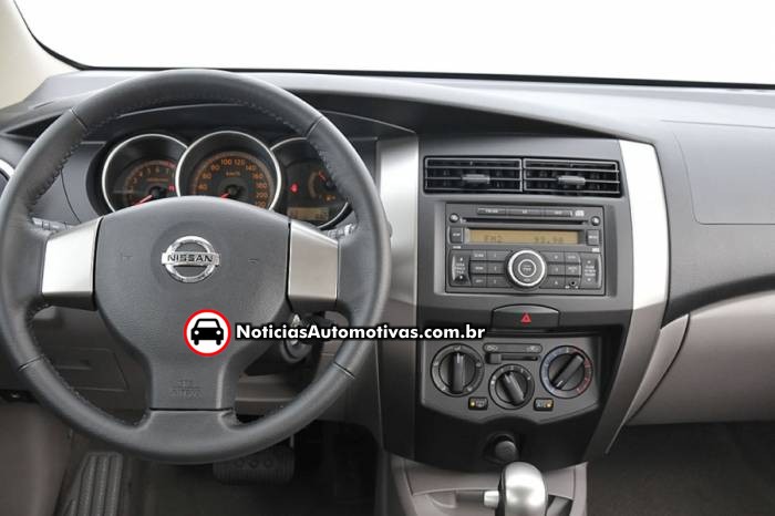  Nissan Livina é lançada oficialmente e preços começam em 46.090 reais