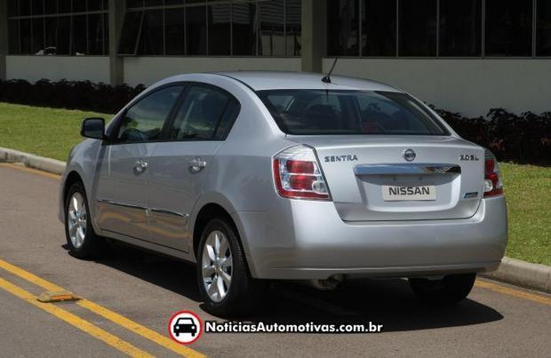 nissan sentra flex 2010 4 Nissan Sentra 2010 ganha retoques e tem preços reduzidos, começando em 53.990 reais