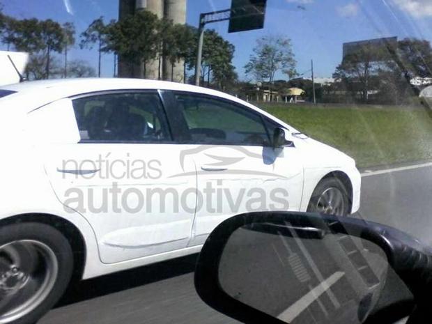 novo civic 2012 flagra exclusivo brasil 2 Novo Civic 2012: flagramos o modelo em testes no Brasil