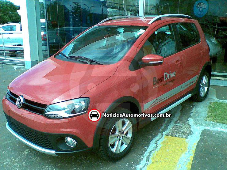 Novo CrossFox começa a ser faturado hoje, unidades mais completas estão sendo vendidas por 55.000 reais novo cross fox 2010 concessionaria best drive 1 Novo CrossFox começa a ser faturado hoje, unidades mais completas estão sendo vendidas por 55.000 reais