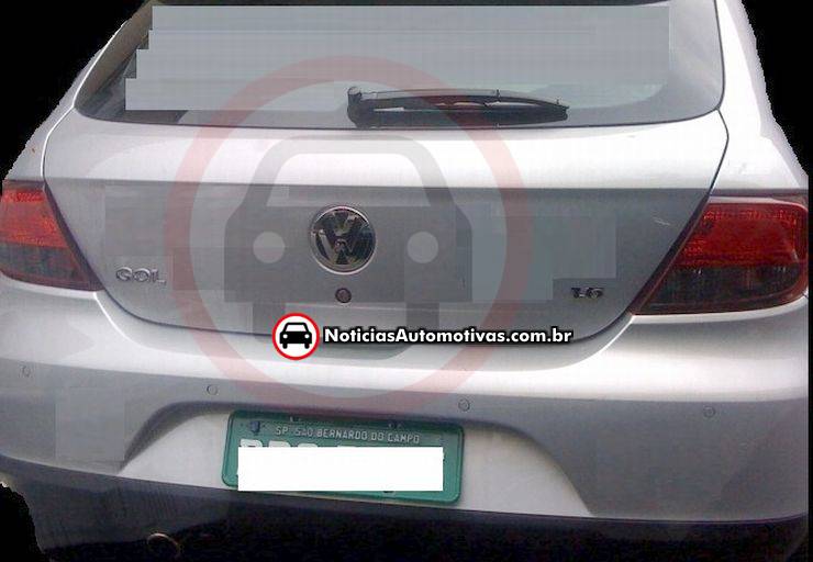 novo gol 2011 exclusivo 1 Exclusivo: Novo Gol 2011 traz novidades, como sensor de estacionamento e setas no retrovisor