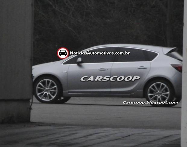 opel astra 2010 aparece sem nenhuma camuflagem Opel Astra 2010 aparece sem nenhuma camuflagem!