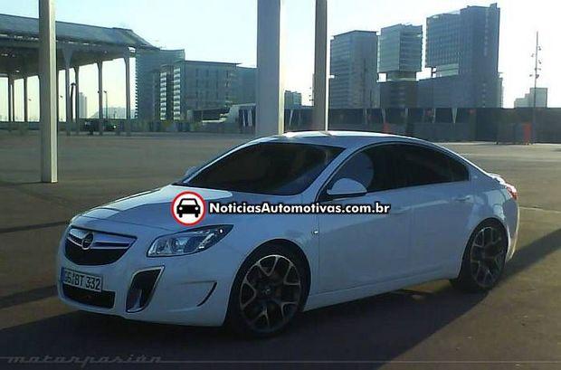 opel insignia opc v6 biturbo flagra 1 Segredo: novo Opel Insignia OPC Bi Turbo V6 flagrado sem nada de camuflagem!