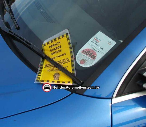 parking ticket Carro recebe 7 multas antes de acharem um corpo dentro