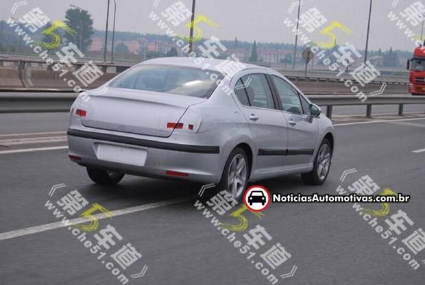 Peugeot 308 Sedan é flagrado na China peugeot 308 sedan e flagrado na china 3 Peugeot 308 Sedan é flagrado na China