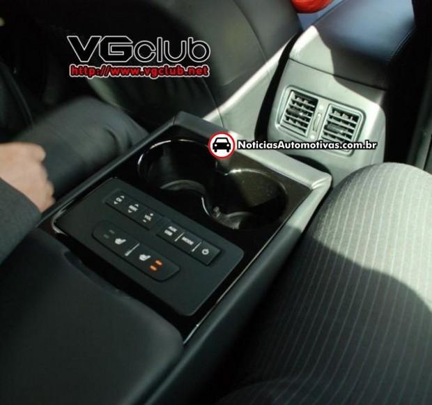 Primeiras imagens do interior do Novo Kia Cadenza 2010 primeiras imagens do interior do novo kia cadenza 2010 6 Primeiras imagens do interior do Novo Kia Cadenza 2010