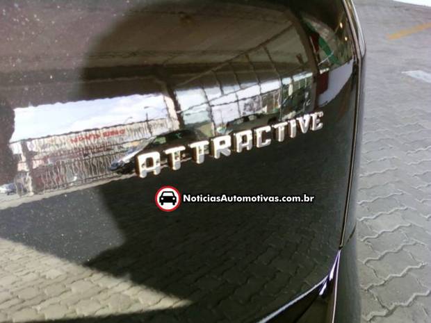 punto attractive 2011 exclusivo 3 Exclusivo: Punto 2011 Attractive em várias fotos