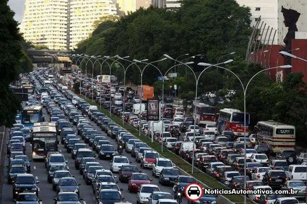 sao paulo transito Trânsito: Em São Paulo até terceirizados multam veículos!