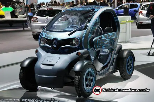 twizy paris 1 Renault pergunta e brasileiro responde: Não vejo a hora referindo se a chegada dos elétricos