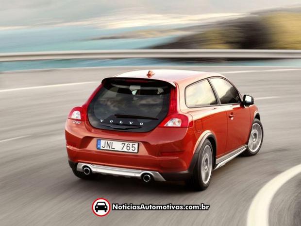 volvo c30 2010 facelift 4 Volvo C30 passa por recall no Brasil, por problema no câmbio automático