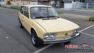 1024px Volkswagen Brasília 1979 Placa Preta Frental