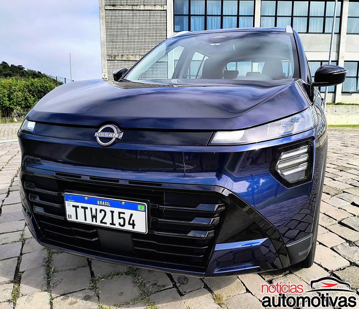 DE foto J Nissan Kait Advance Plus