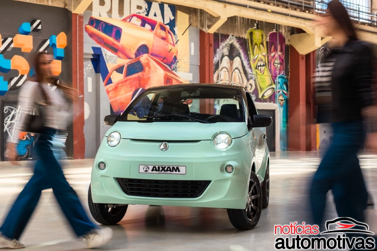 Este carrinho francês é considerado um quadriciclo e feito para adolescentes sem carteira de motorista; o jovem pode escolher entre elétrico e diesel