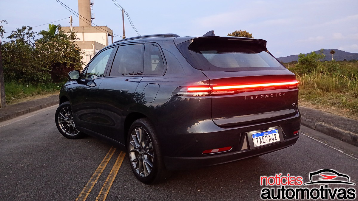 leapmotor c10 bev avaliação na (35)