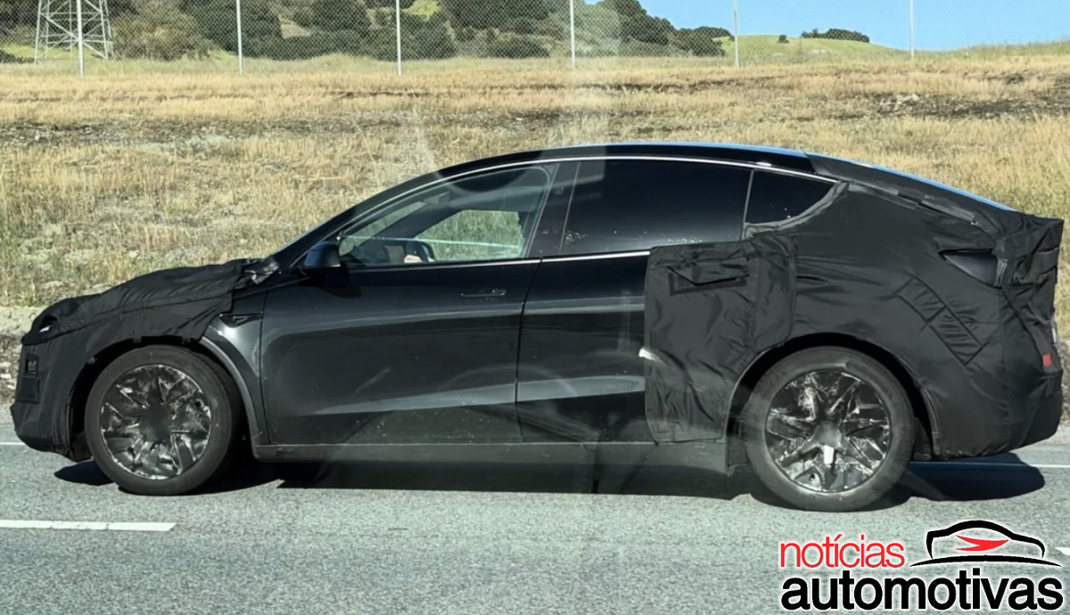 Flagra: Tesla Model YL aparece rodando e desmonta a dúvida sobre o SUV de seis lugares que Elon Musk tentou esfriar