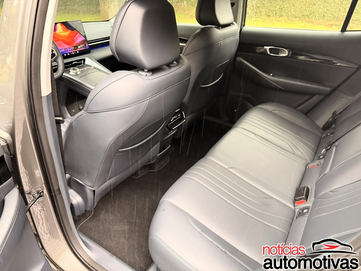 avaliacao geely ex5 max (7)