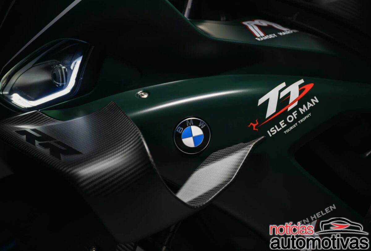 bmw m 1000 rr isle of man tt (1) bmw m 1000 rr isle of man tt (1)